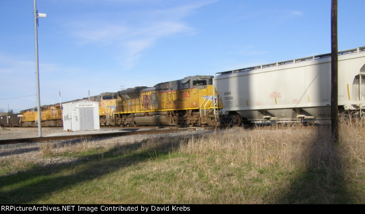 UP 8863